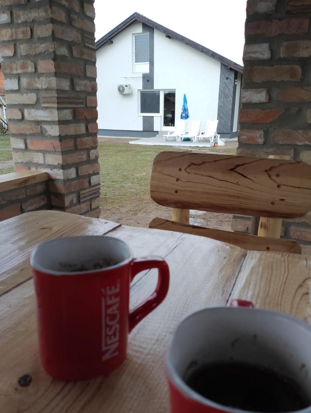 Apartman Dve Lipe Palić Esterno foto